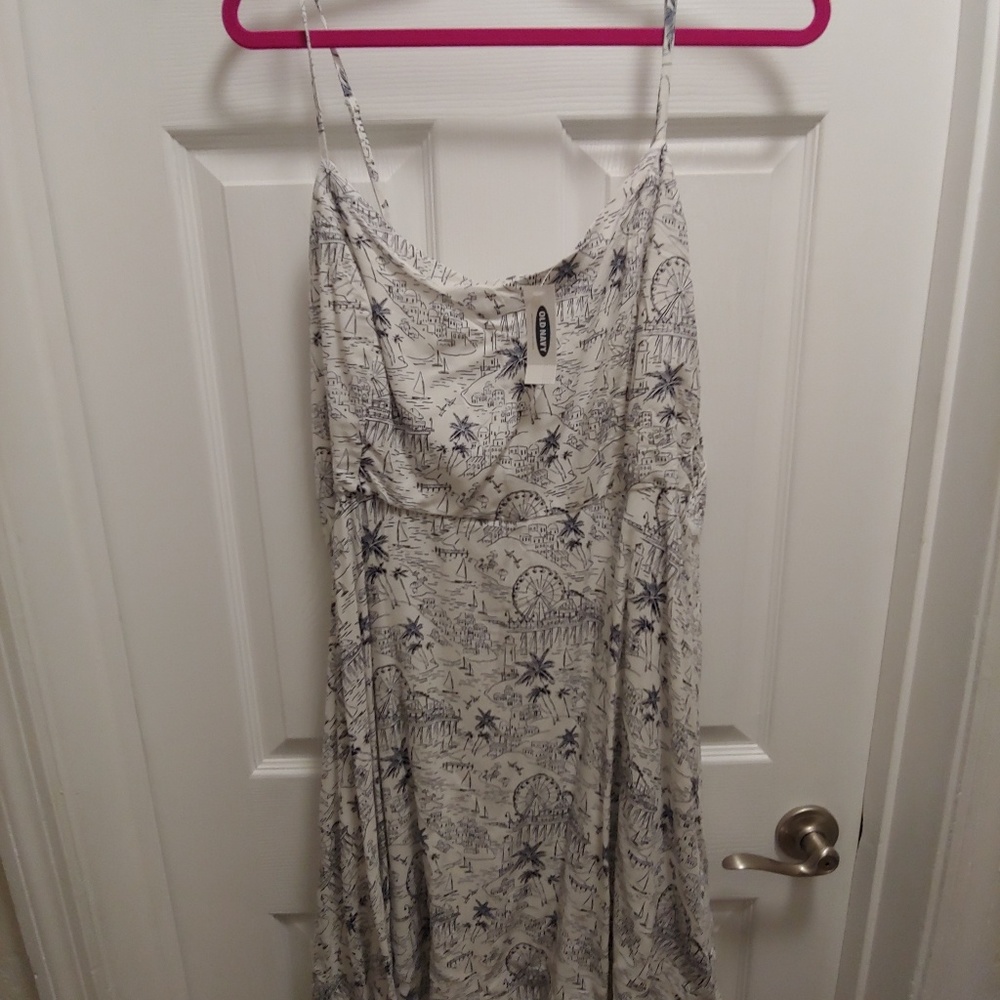 Old Navy Sleeveless Skater Dress